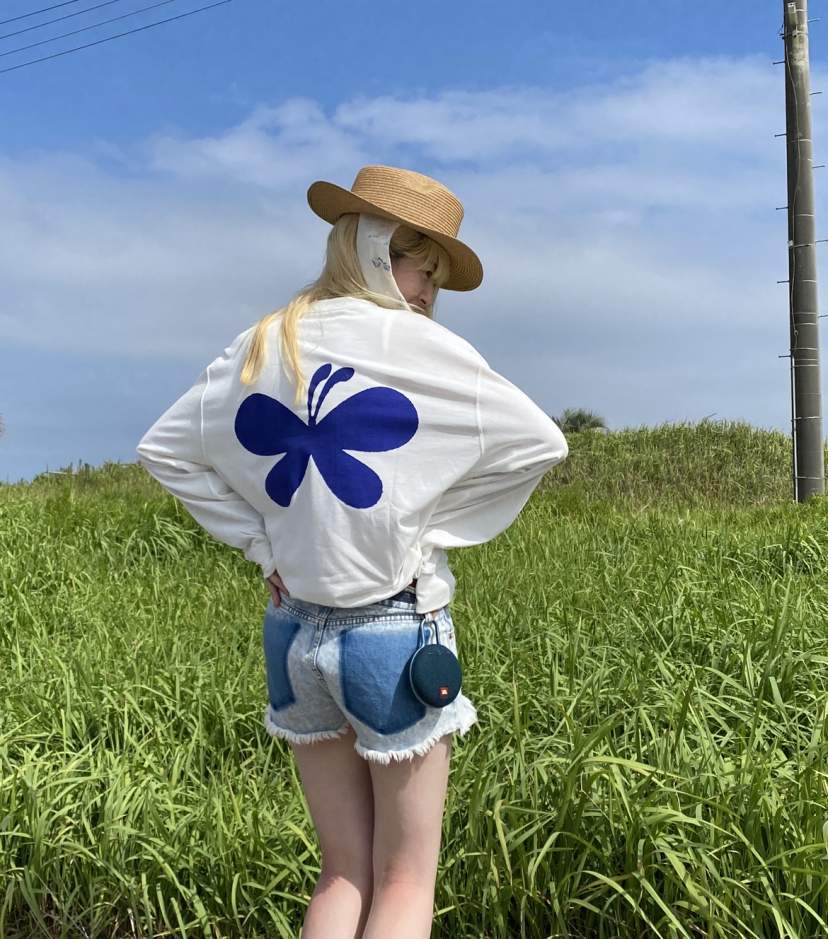 YM-049 Butterfly Long T-shirt
