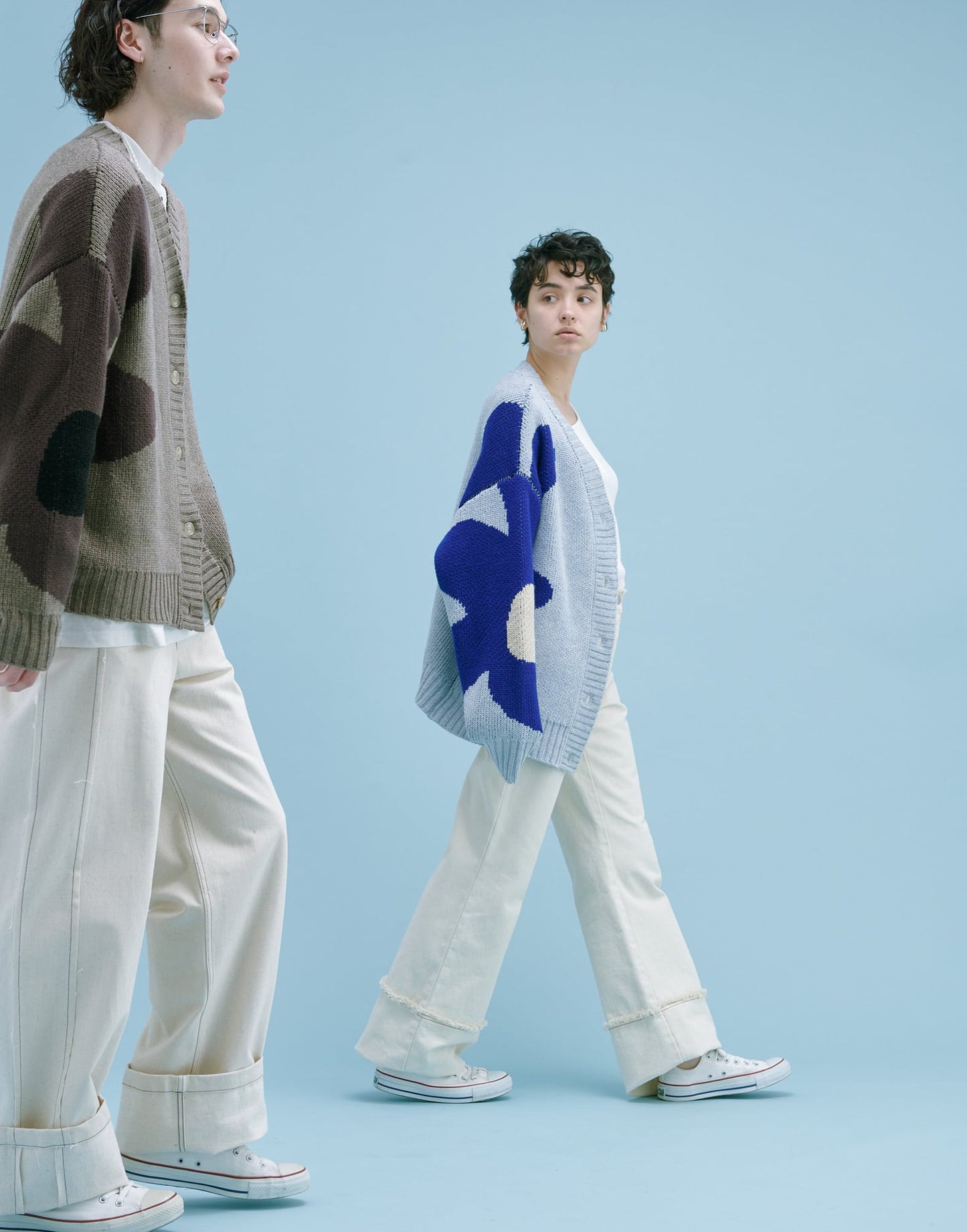 YM-028 “DOUBLE FLOWER” PAINT CARDIGAN