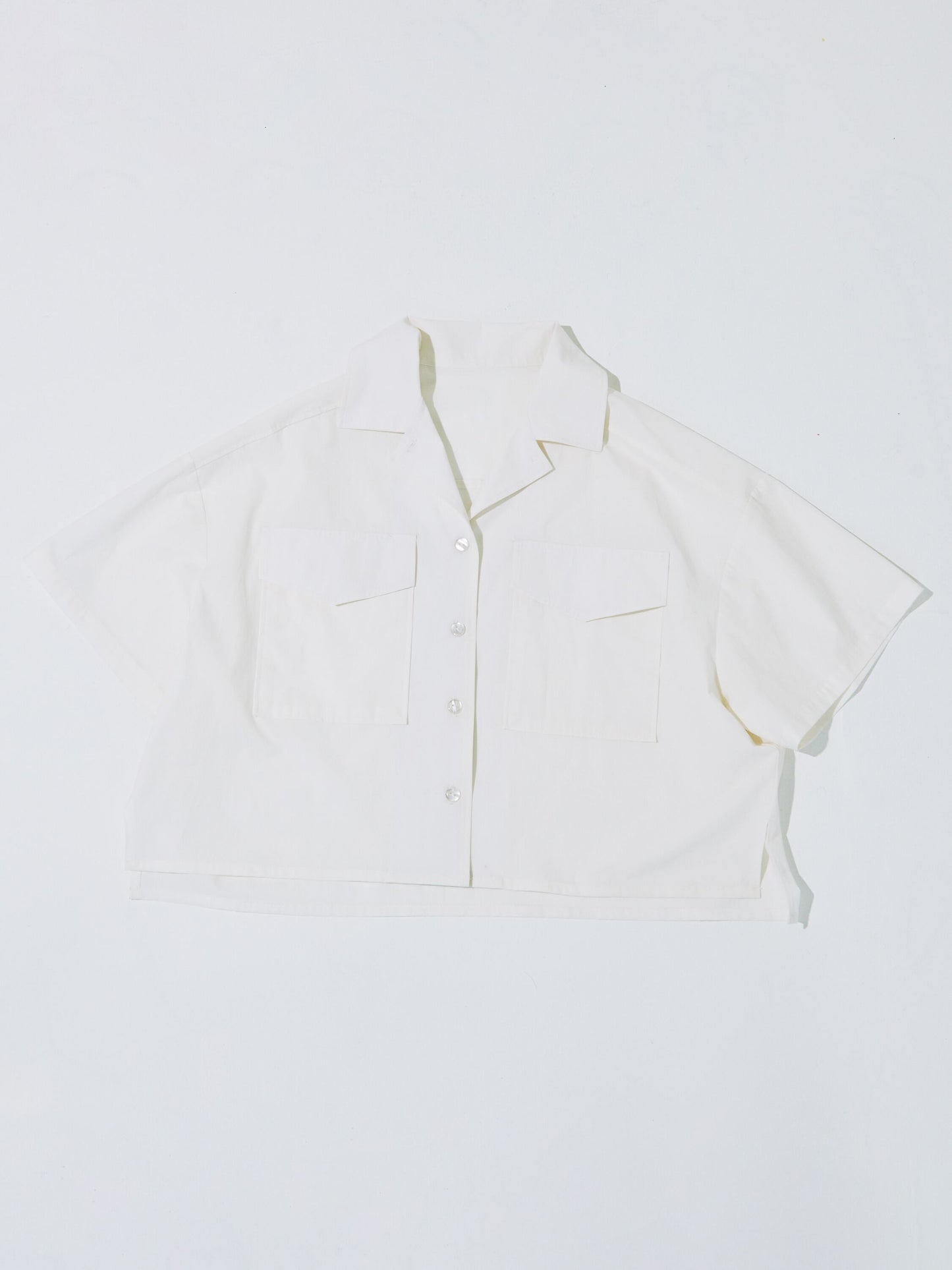 CH-02 BIG SHORT WHITE SHIRT