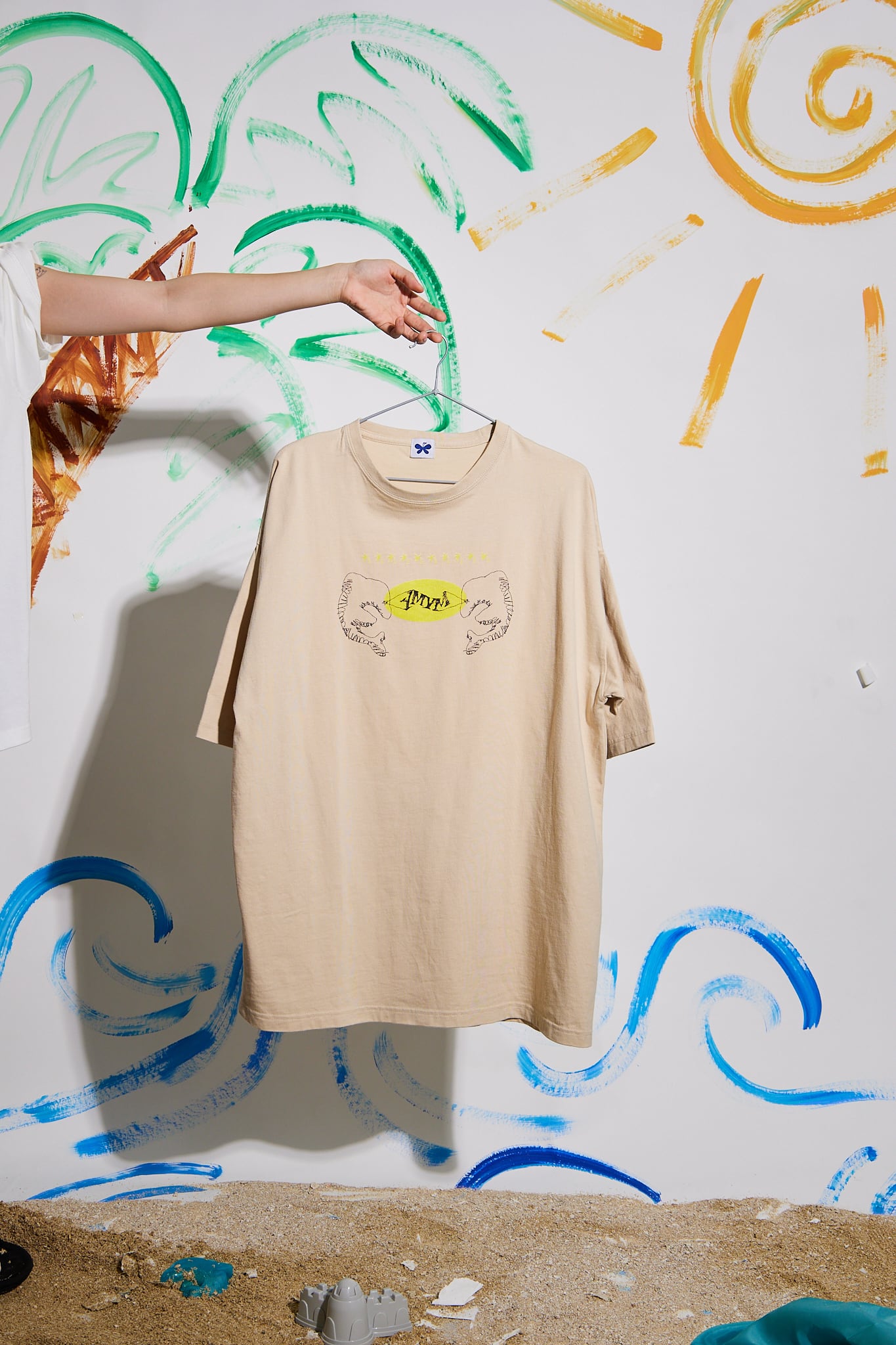 YM-066 Telepathy! Loose Tee